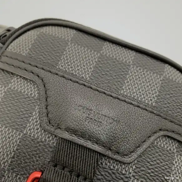 Affordable LOUIS BAG MESSENGER UTILITY VUITTON 0630